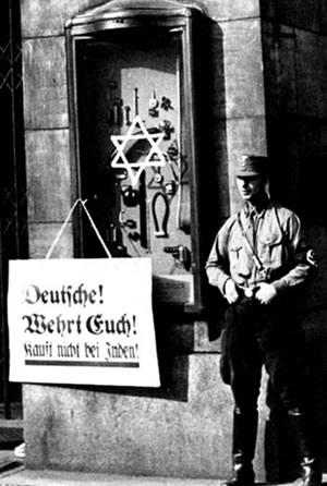 "Deutsche! Wehrt Euch! Kauf nicht bei Juden!"